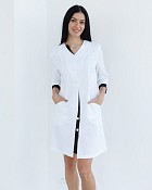 Медичний халат жіночий Олівія на ґудзиках білий-чорний